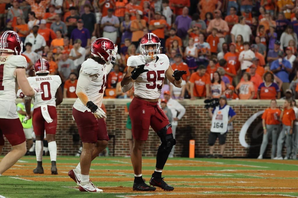 Aristotle Taylor playing Division I football
